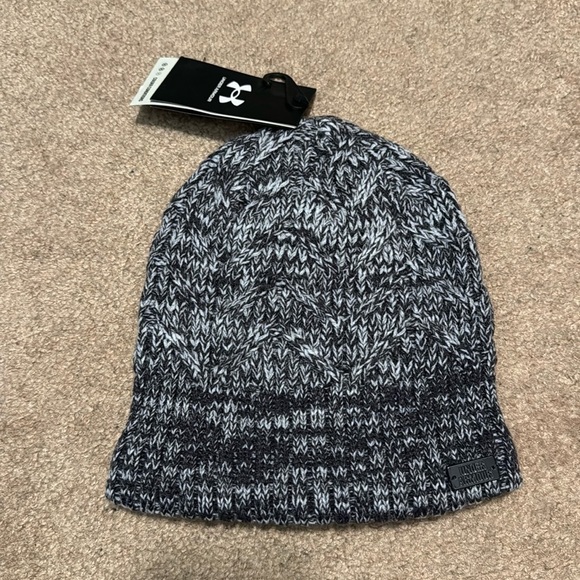 Under armour lined beanie - Picture 1 of 5